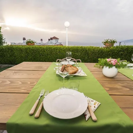 לינה וארוחת בוקר Shanti - Restaurant Di Aversano Salvatore סורנטו
