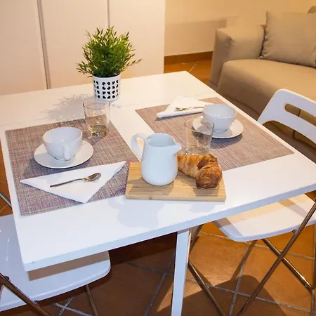 Shanti - Restaurant Di Aversano Salvatore Bed and breakfast 4*