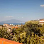 Shanti - Restaurant Di Aversano Salvatore Nocleg ze śniadaniem 4*
