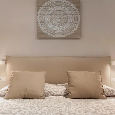 Couette-café Shanti - Restaurant Di Aversano Salvatore 4*