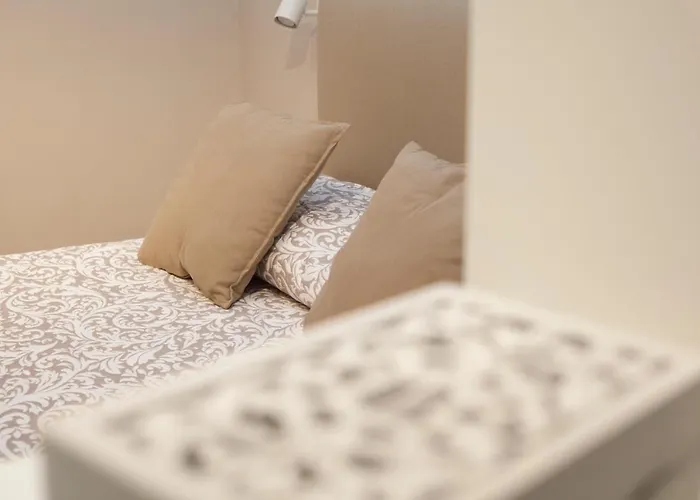 Shanti - Restaurant Di Aversano Salvatore Frühstückspension