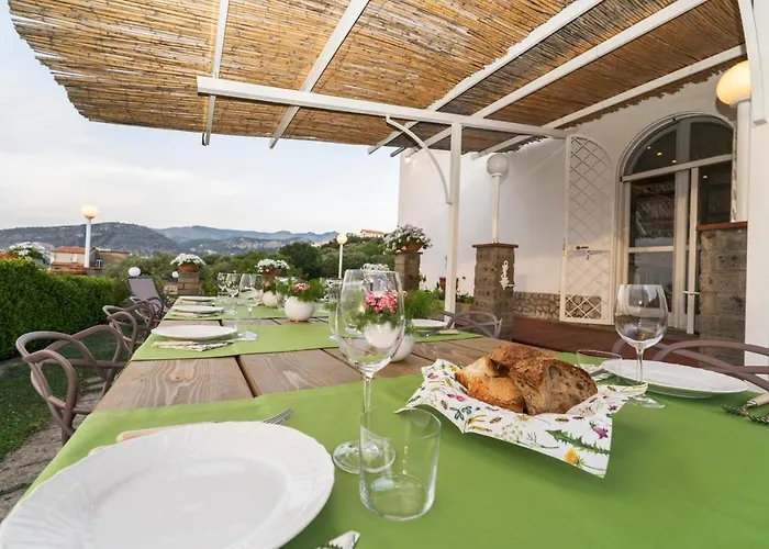 Shanti - Restaurant Di Aversano Salvatore Frühstückspension